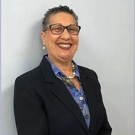 Louise Uzan